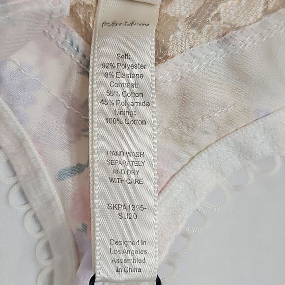 NWT For Love and Lemons Garden Party Thong - Size XS - Picture 8 of 9